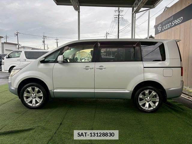 Mitsubishi DELICA 2013-07 7961235-15