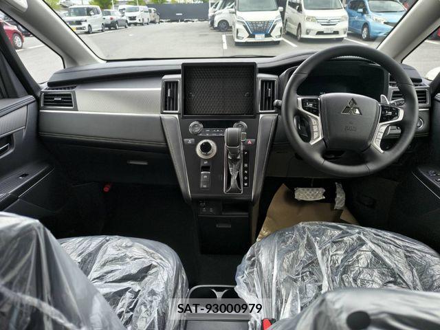 Mitsubishi DELICA 2026-02 7961214-2