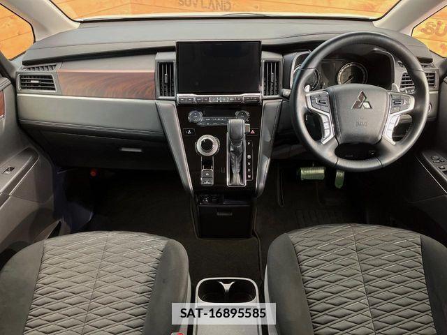 Mitsubishi DELICA 2021-08 7961215-1
