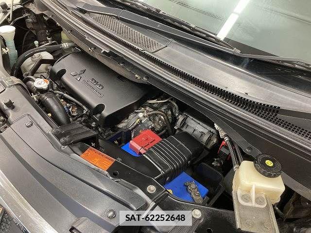 Mitsubishi DELICA 2016-03 7961224-17