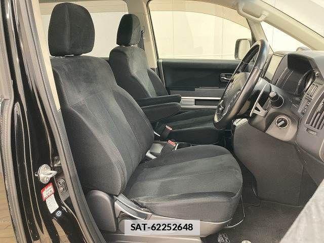 Mitsubishi DELICA 2016-03 7961224-4