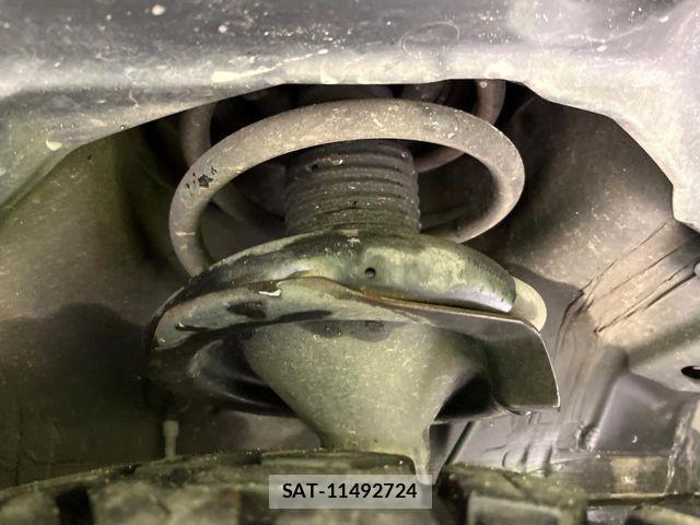 Mitsubishi DELICA 2014-10 7961229-19
