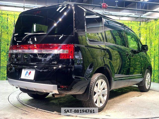 Mitsubishi DELICA 2017-09 7961223-17