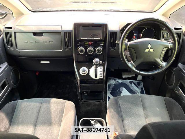 Mitsubishi DELICA 2017-09 7961223-1