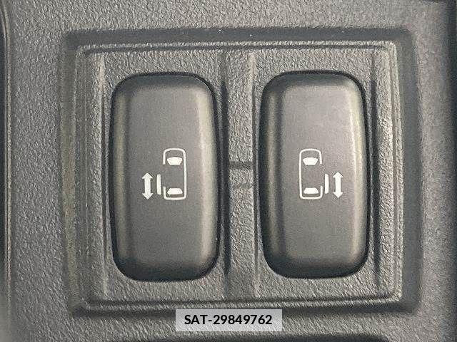 Mitsubishi DELICA 2018-09 7961228-9