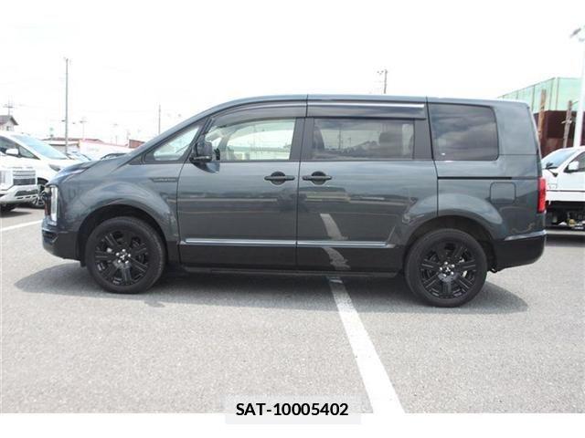 Mitsubishi DELICA 2025-04 7979033-6