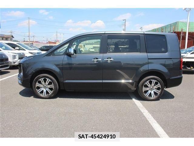 Mitsubishi DELICA 2025-03 7979040-12