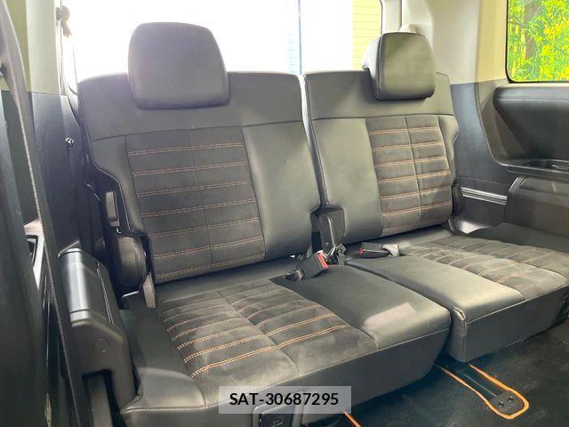 Mitsubishi DELICA 2017-10 7979053-9