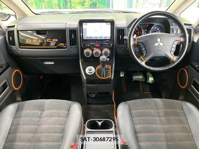 Mitsubishi DELICA 2017-10 7979053-1