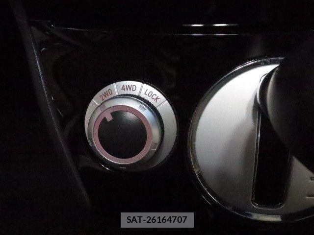 Mitsubishi DELICA 2016-04 7979047-22