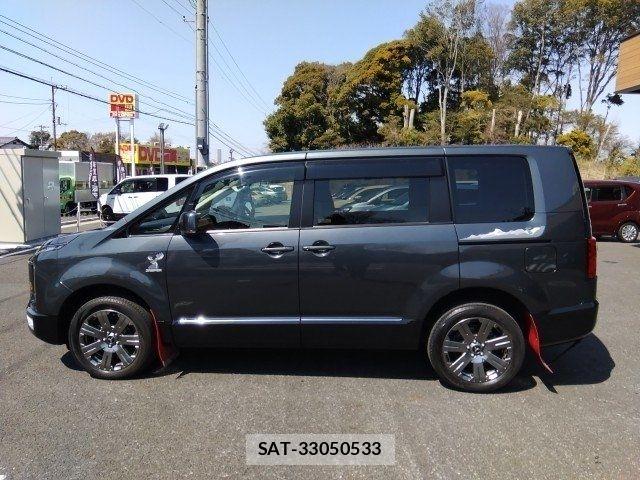 Mitsubishi DELICA 2022-09 7979039-15