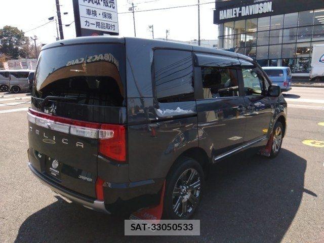 Mitsubishi DELICA 2022-09 7979039-18