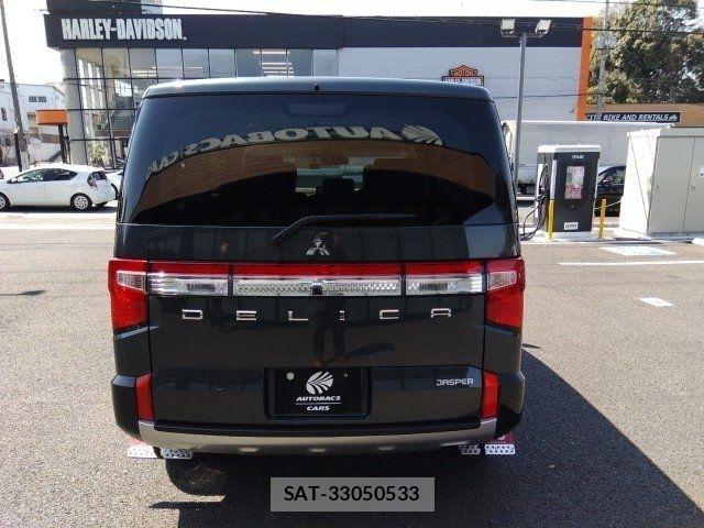 Mitsubishi DELICA 2022-09 7979039-4