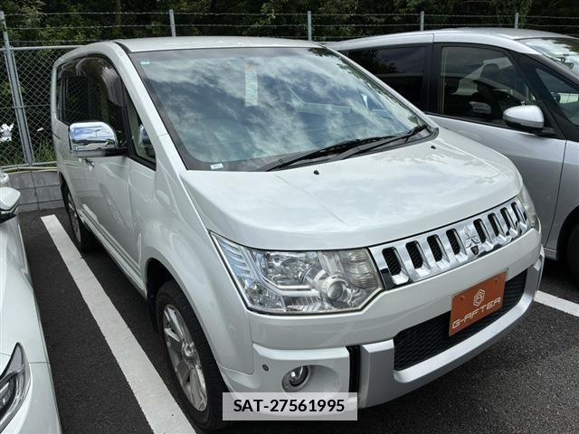 Mitsubishi DELICA 2017-03 7979064-0
