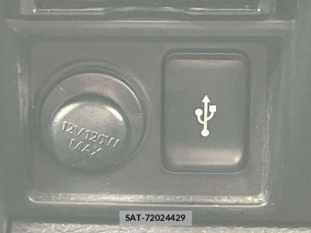Mitsubishi DELICA 2021-06 7979046-8