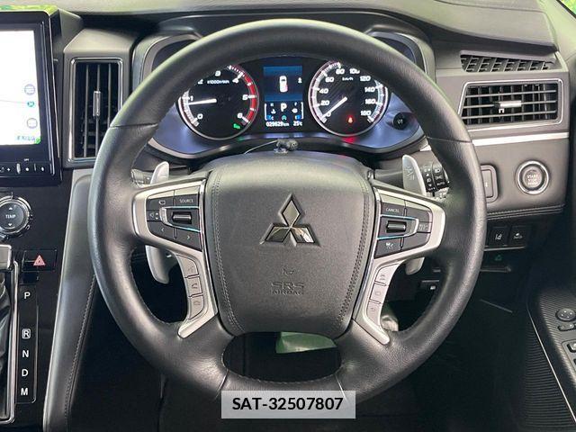 Mitsubishi DELICA 2022-05 7979038-12