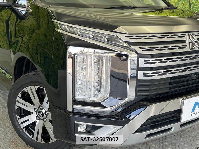 Mitsubishi DELICA 2022-05 7979038-13