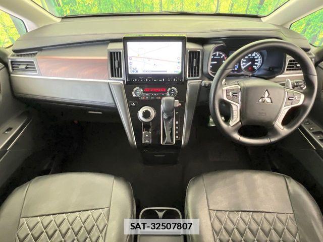Mitsubishi DELICA 2022-05 7979038-2