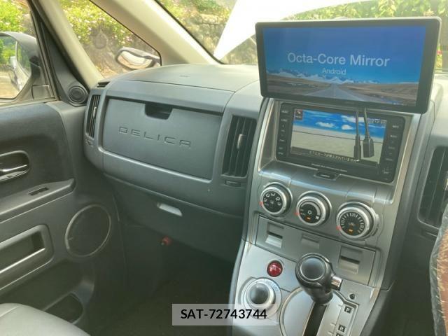 Mitsubishi DELICA 2007-07 8035281-12