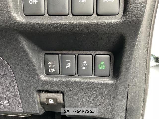 Mitsubishi DELICA 2024-03 8035272-18