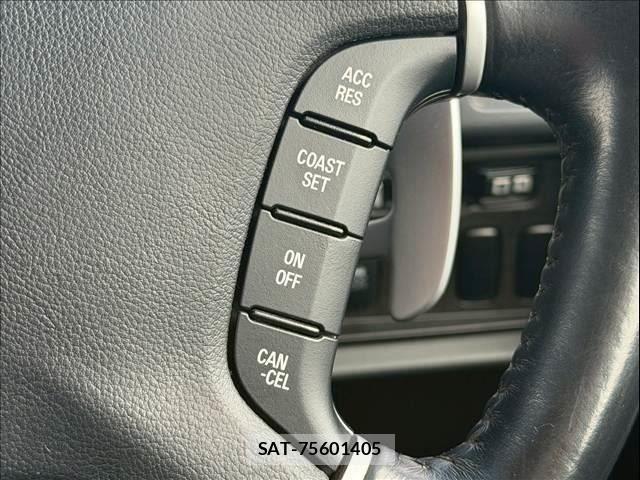 Mitsubishi DELICA 2018-06 8035277-13