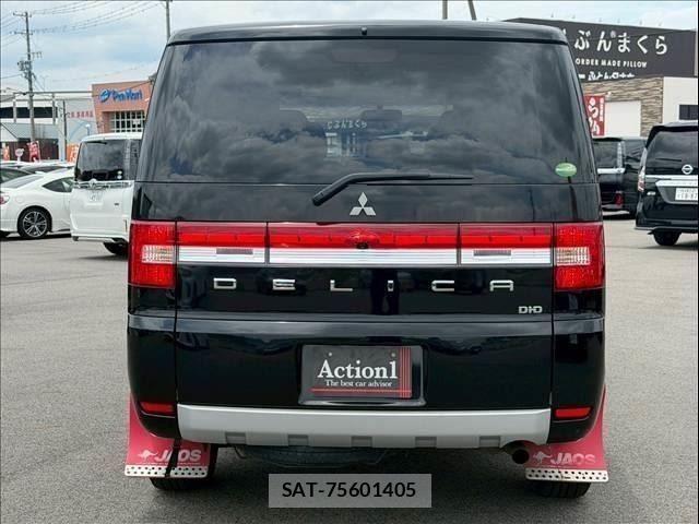 Mitsubishi DELICA 2018-06 8035277-3