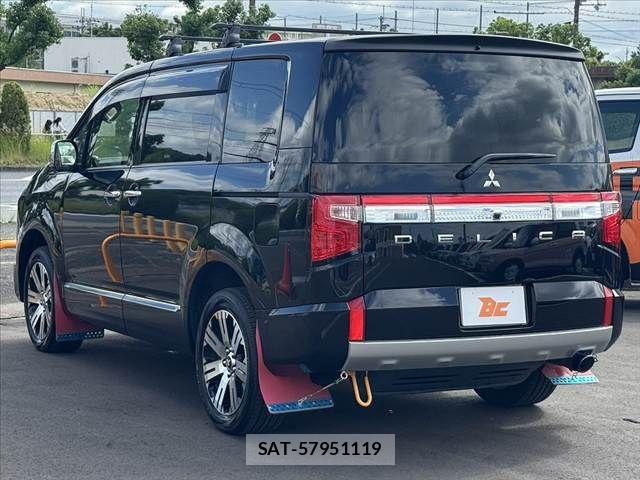 Mitsubishi DELICA 2022-10 8035273-14