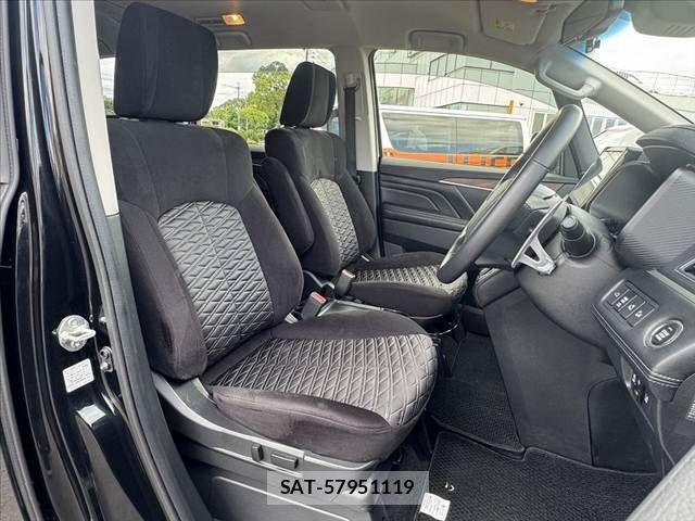 Mitsubishi DELICA 2022-10 8035273-15