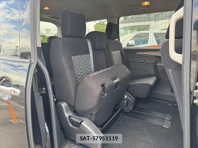 Mitsubishi DELICA 2022-10 8035273-18