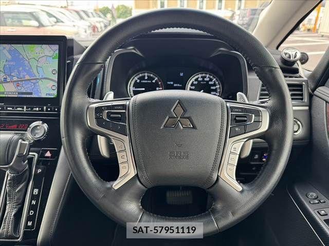 Mitsubishi DELICA 2022-10 8035273-29