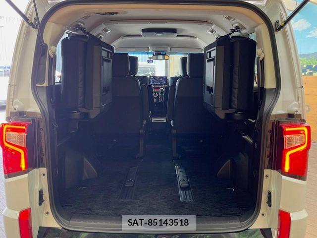 Mitsubishi DELICA 2025-08 8035265-12
