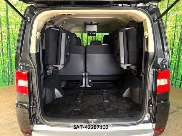 Mitsubishi DELICA 2016-09 8035278-13