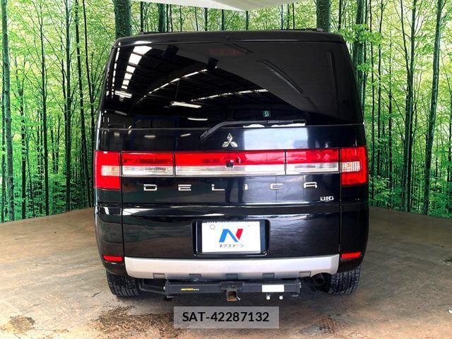 Mitsubishi DELICA 2016-09 8035278-15