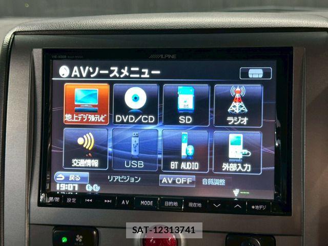 Mitsubishi DELICA 2013-03 8035279-10