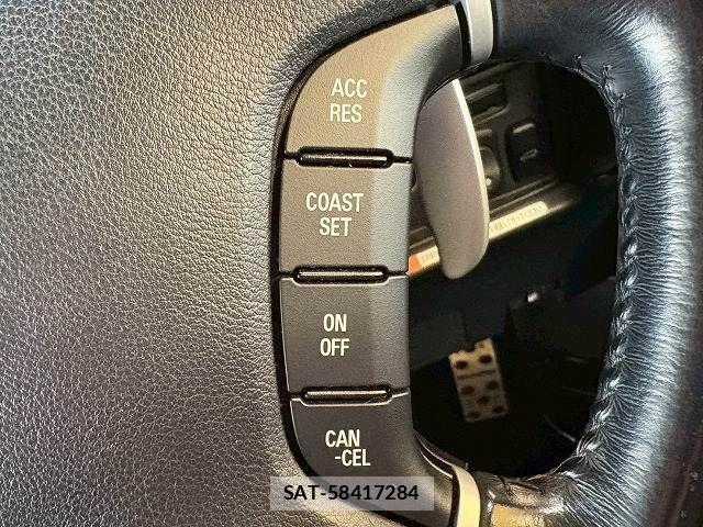 Mitsubishi DELICA 2014-02 8073585-9