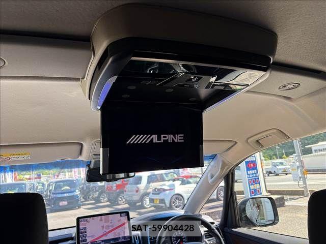 Mitsubishi DELICA 2019-09 8073581-11