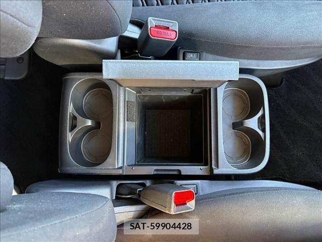 Mitsubishi DELICA 2019-09 8073581-16