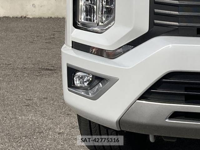 Mitsubishi DELICA 2024-11 8073579-9
