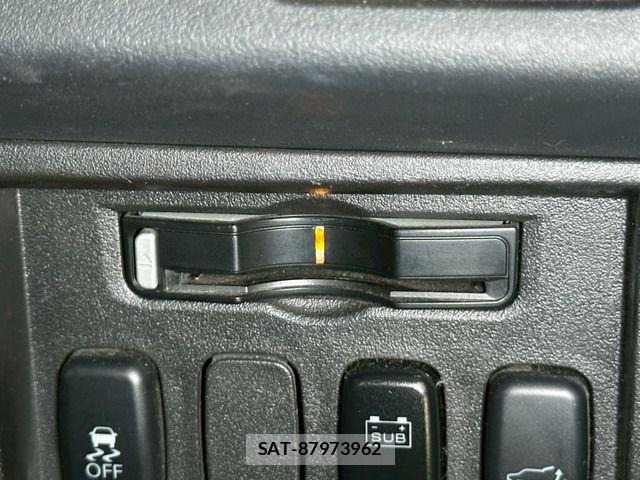 Mitsubishi DELICA 2013-01 8073584-9