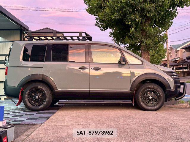 Mitsubishi DELICA 2013-01 8073584-11