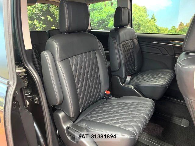 Mitsubishi DELICA 2025-03 8073575-10