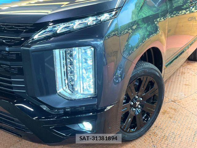 Mitsubishi DELICA 2025-03 8073575-13