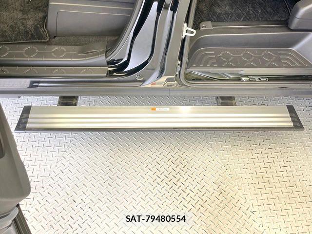 Mitsubishi DELICA 2024-03 8073578-4