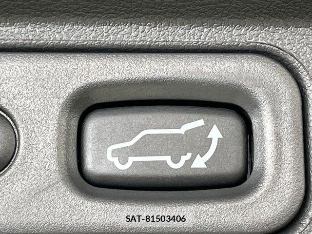 Mitsubishi DELICA 2025-11 8073576-7