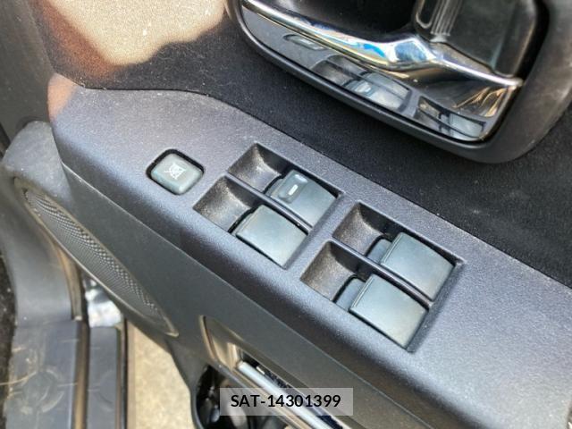Mitsubishi DELICA 2012-06 8073587-10