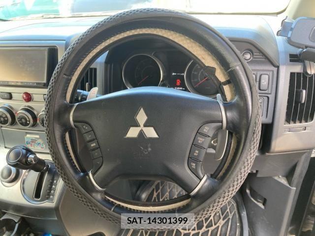 Mitsubishi DELICA 2012-06 8073587-13