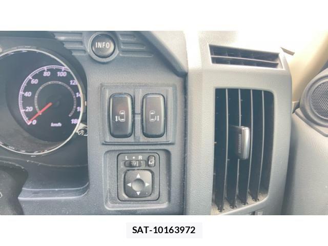 Mitsubishi DELICA 2011-08 8073588-14