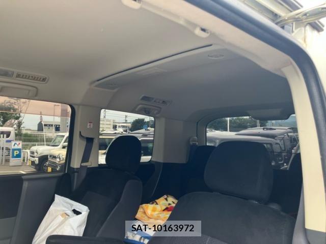 Mitsubishi DELICA 2011-08 8073588-6