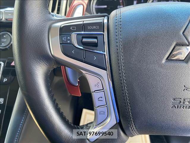 Mitsubishi DELICA 2022-02 8098892-11