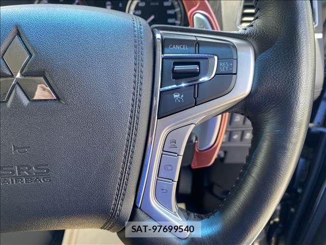 Mitsubishi DELICA 2022-02 8098892-12